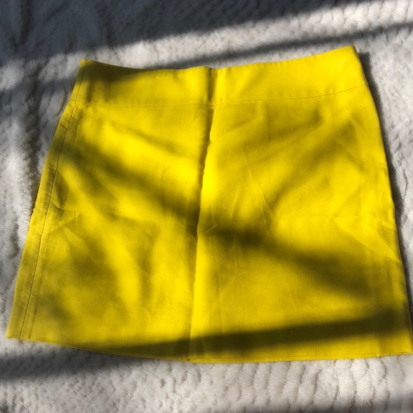 J Crew Yellow Miniskirt - Picture 1 of 2